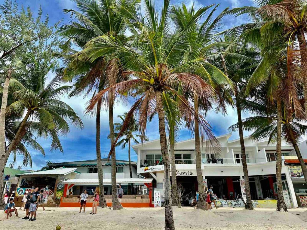 Calypso Beach And Dive Resort Manoc-Manoc Екстериор снимка