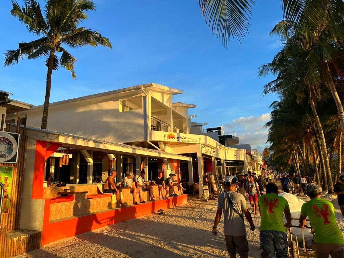 Calypso Beach And Dive Resort Manoc-Manoc Екстериор снимка