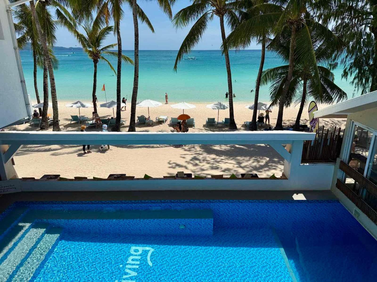 Calypso Beach And Dive Resort Manoc-Manoc Екстериор снимка