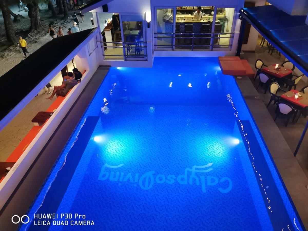 Calypso Beach And Dive Resort Manoc-Manoc Екстериор снимка